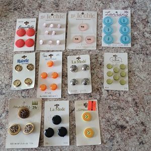 Vintage Buttons Lot of 11